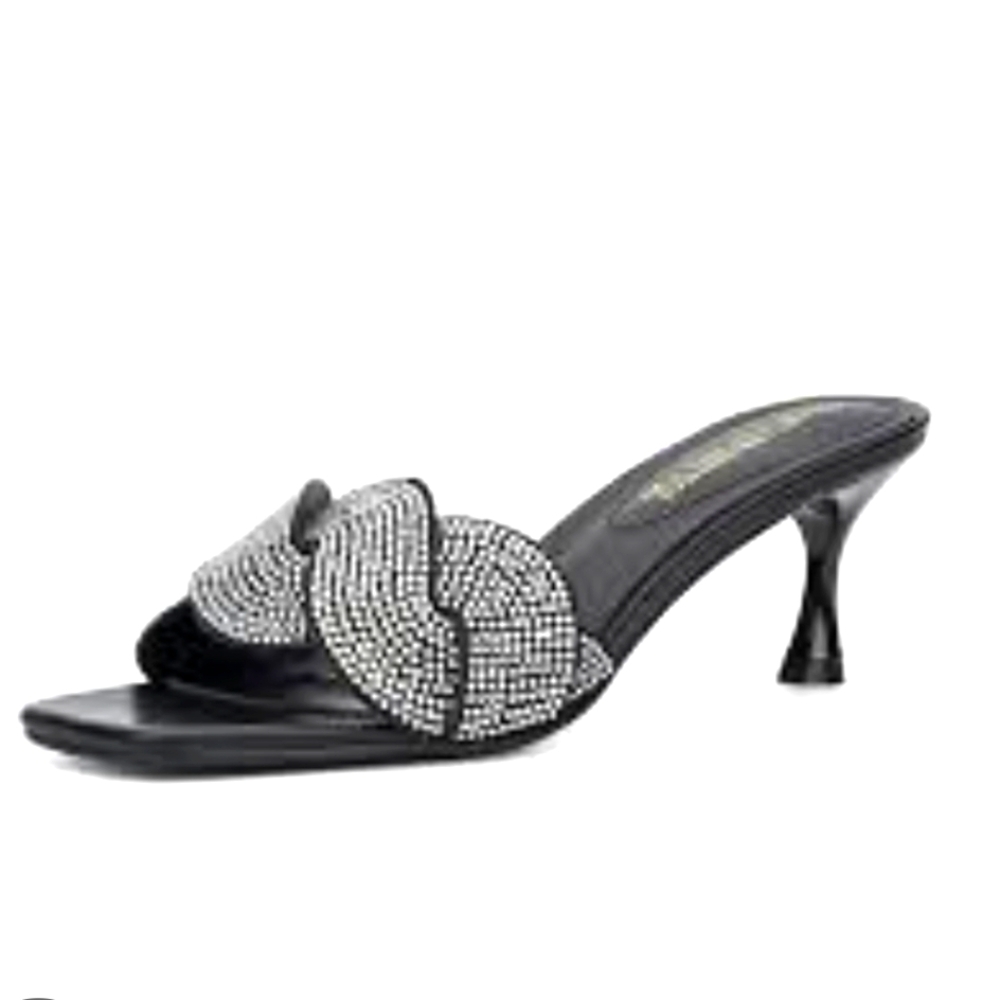 NWOT SANDALS